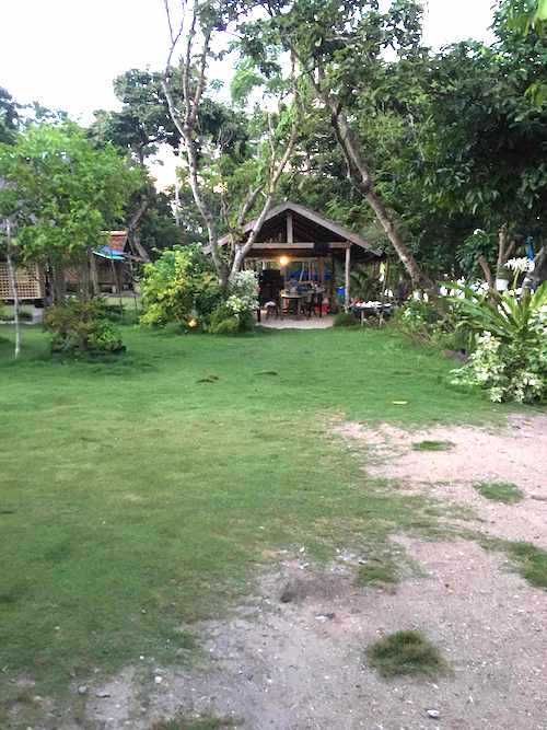 linapacan tourist camp huts front lawn