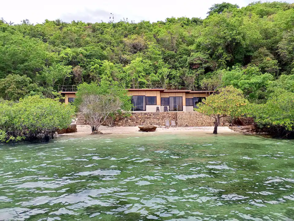 Sand Island Beachfront house