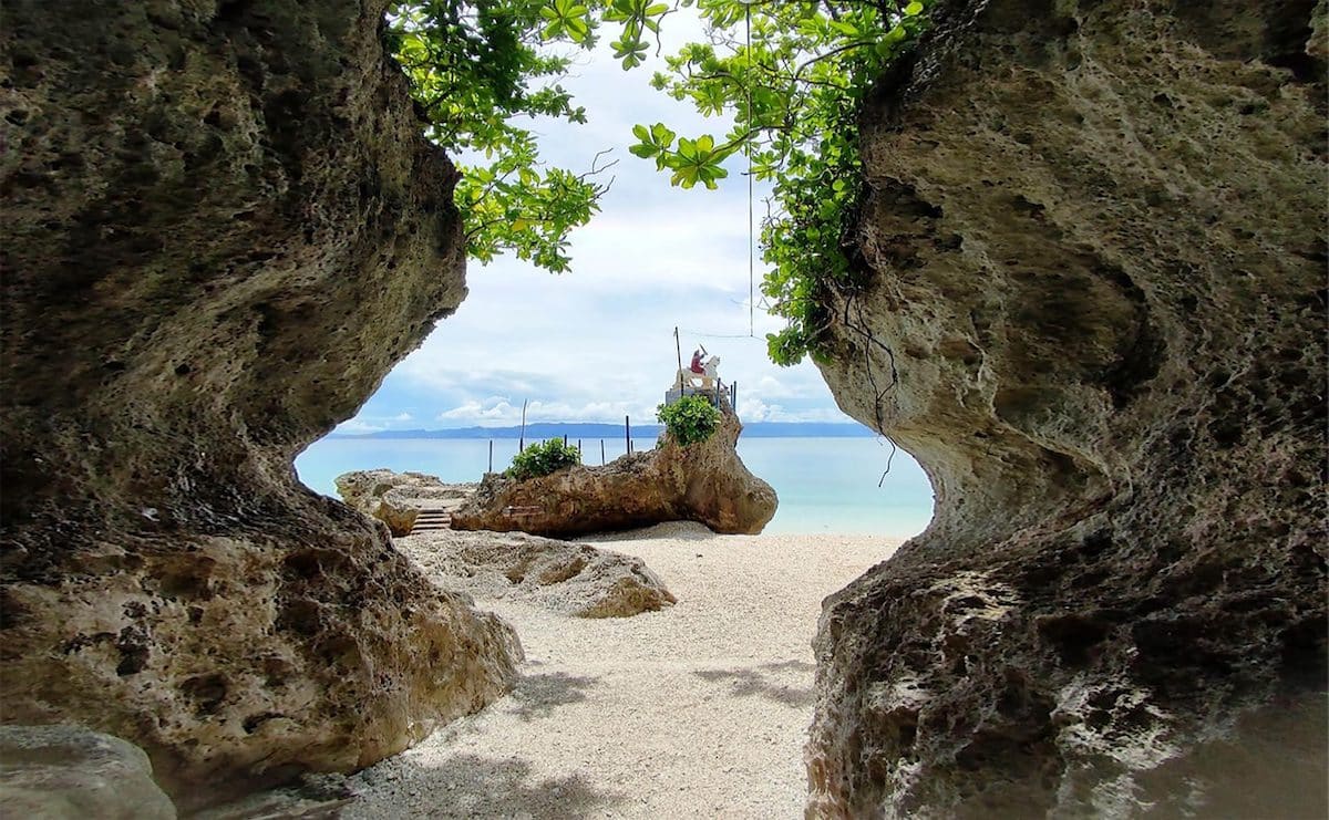 Tangkaan Beach 1 padre burgos